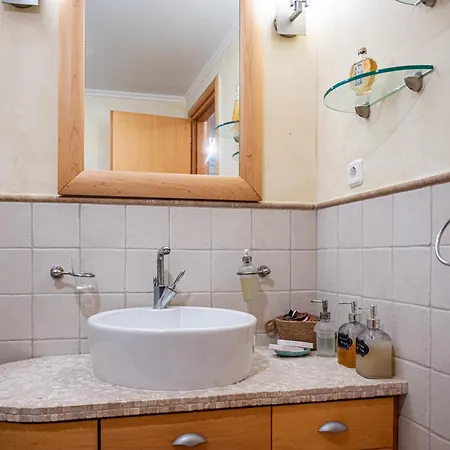 Emily's Luxury * 佩科霍里