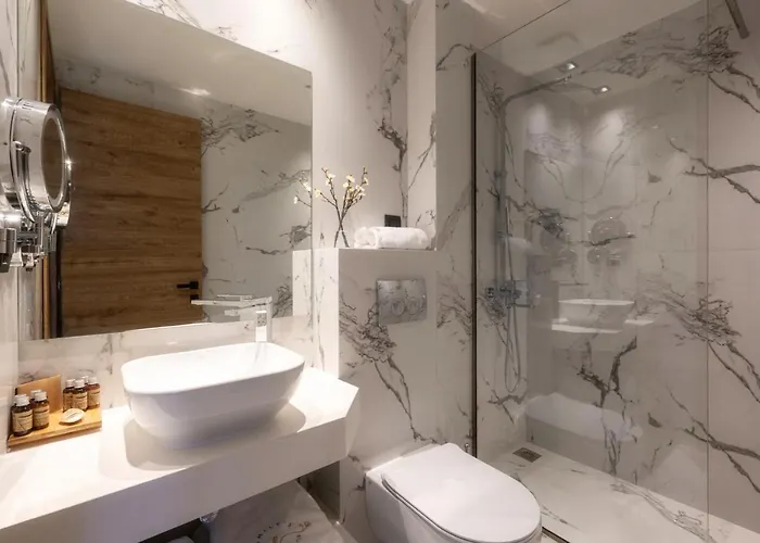 Emily's Luxury Apartamento Pefkochori